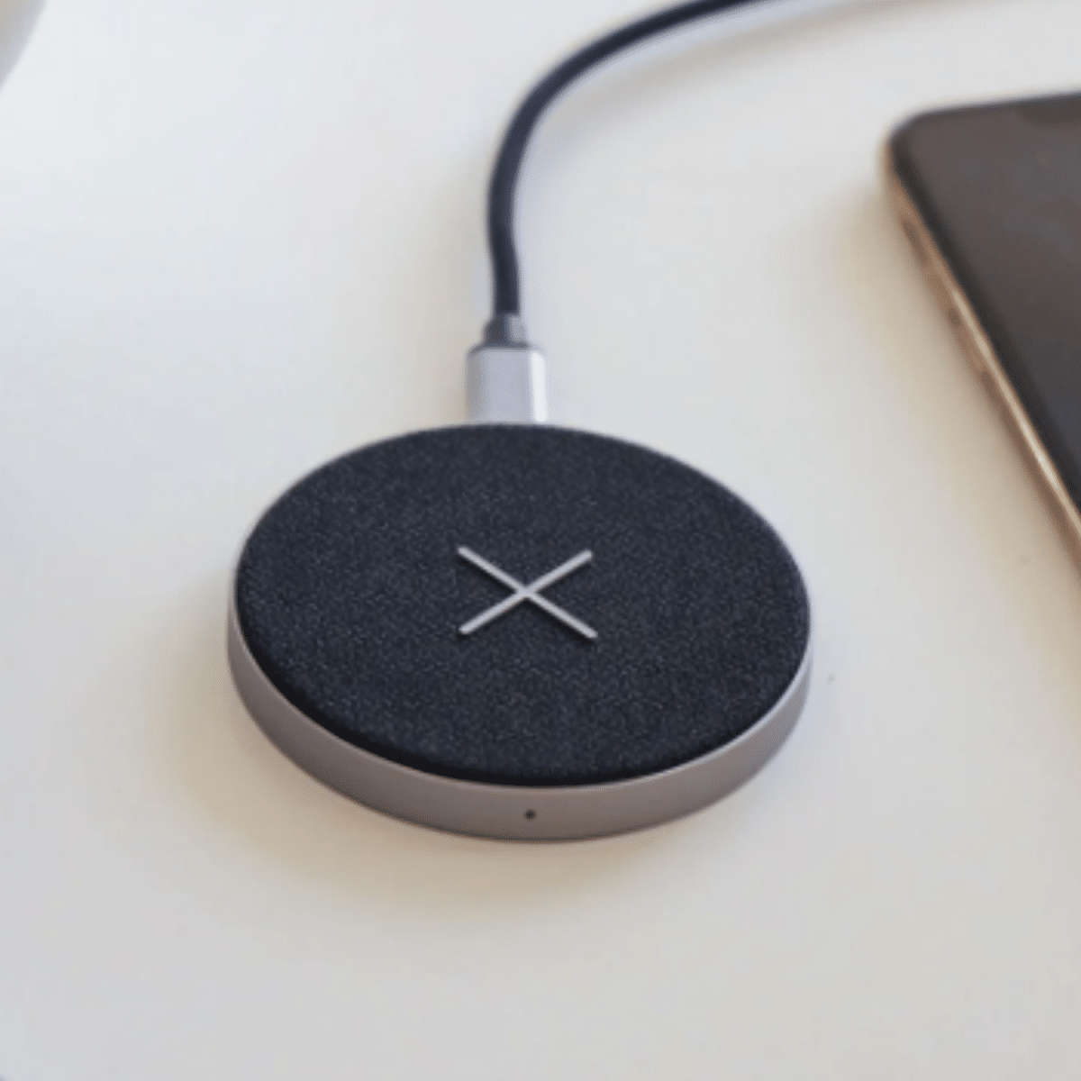 SACKit, Charge 50 Care Black, trådløs oplader