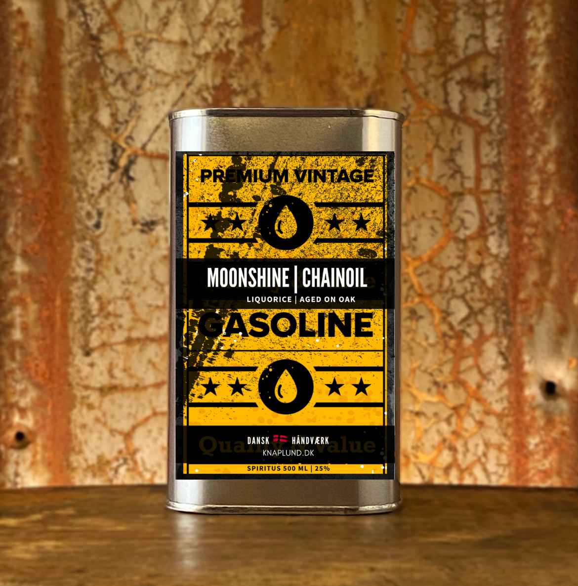 Knaplund, Moonshine whisky, Chain oil m. lakrids, 500 ml.