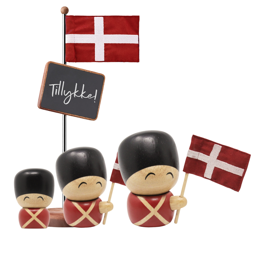 FableWood, 3 gardere + bordflag