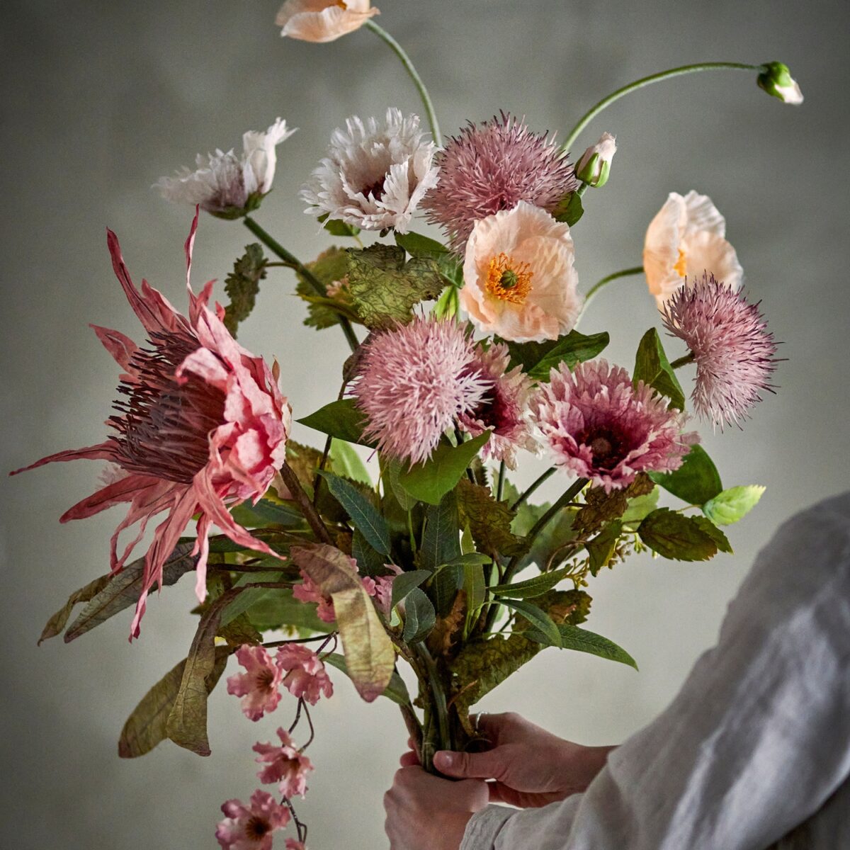 Bloomingville, Dust Buket – Kunstige blomster i rosa nuancer